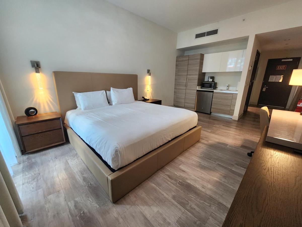 Hollywood Studios Condo Costa Zewnętrze zdjęcie