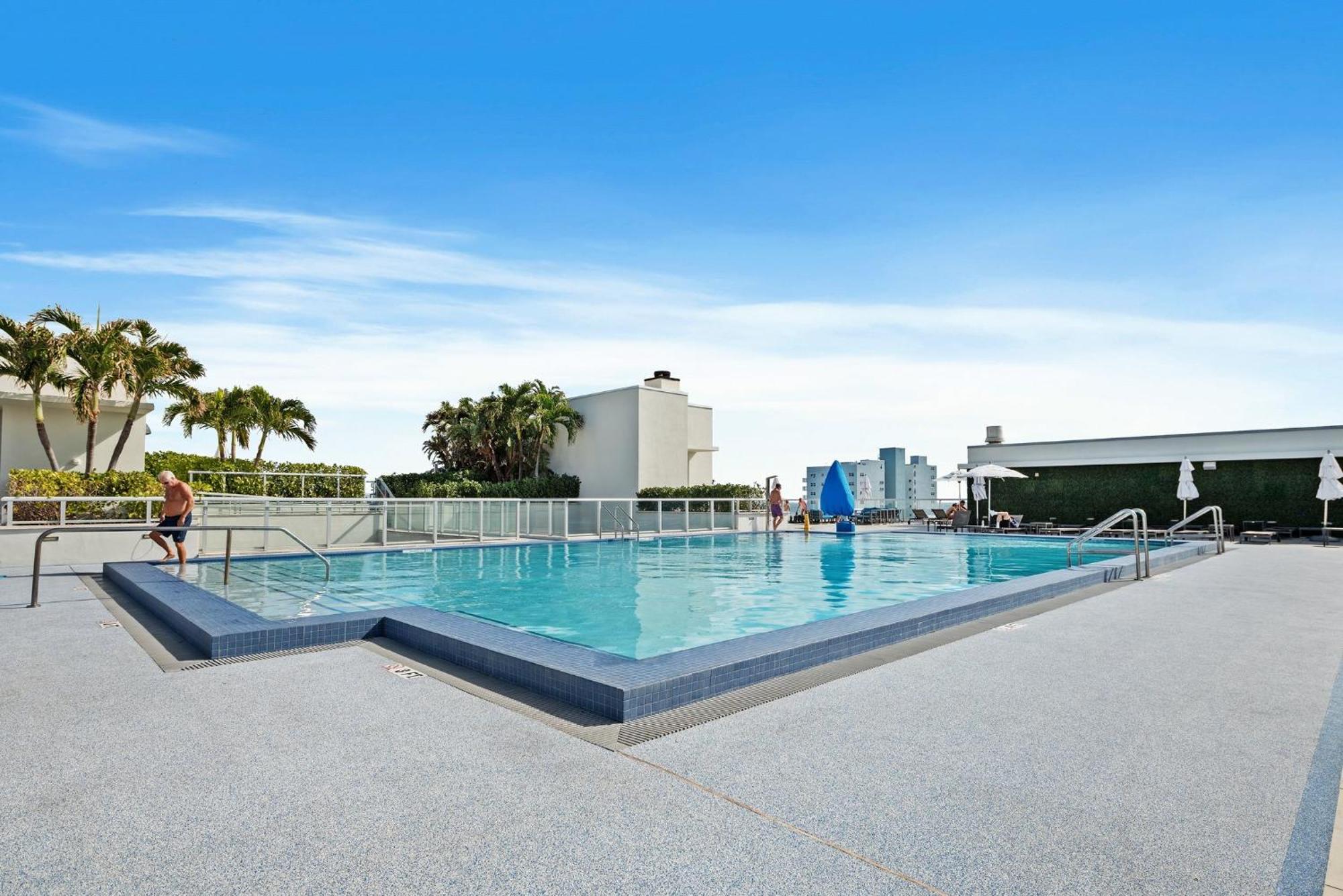 Hollywood Studios Condo Costa Zewnętrze zdjęcie